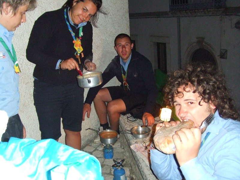 050.JPG