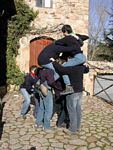 Click to see big picture (338x450 pixels; 56 KB)
